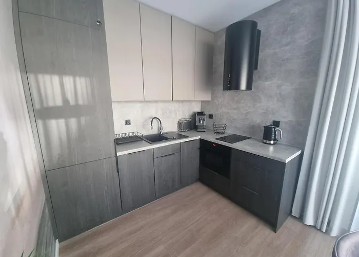 In Hevenia Apartment Rewal